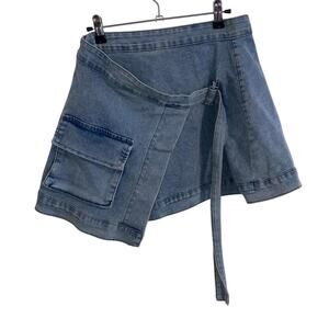 This mini blue denim